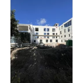 1-к. квартира, 61.7 м², 2/5 эт.